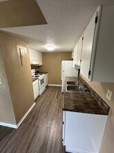 1524 W 14th Street in Chanute, KS - Building Photo - Building Photo