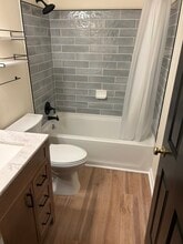 420 N Everhart Ave, Unit 213 in West Chester, PA - Foto de edificio - Building Photo