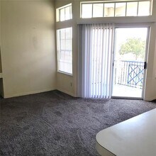 7280 Westpointe Blvd in Orlando, FL - Building Photo - Building Photo