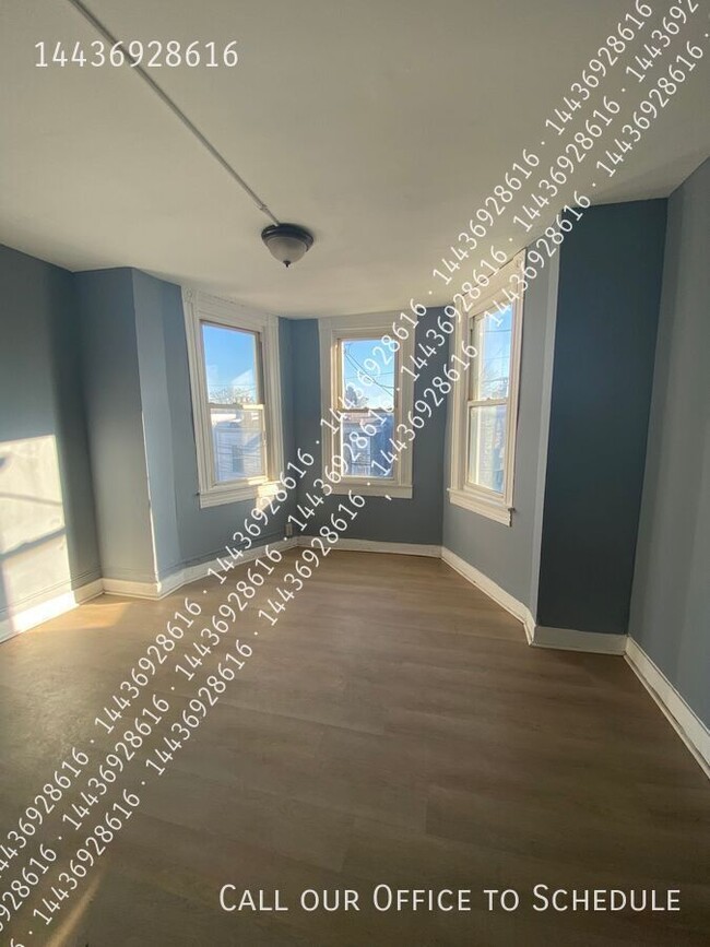 property at 1755 Cliftview Ave