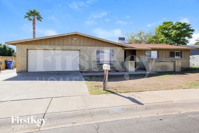 3301 W Mountain View Rd in Phoenix, AZ - Building Photo - Building Photo