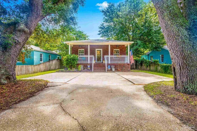 542 S 1st St in Pensacola, FL - Building Photo - Building Photo