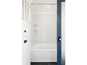 231 Manitoba Ave in Wayzata, MN - Building Photo - Building Photo