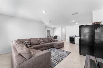 241 Thresher Ln in Princeton, TX - Building Photo - Building Photo