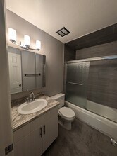 3355 S Flower St in Lakewood, CO - Foto de edificio - Building Photo