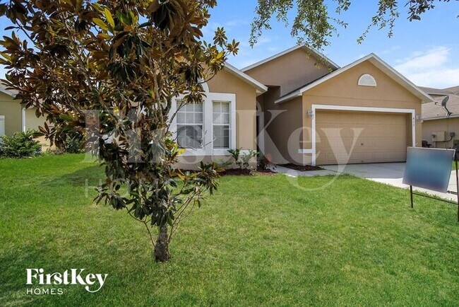 415 Barlyn Ave in Haines City, FL - Building Photo - Building Photo
