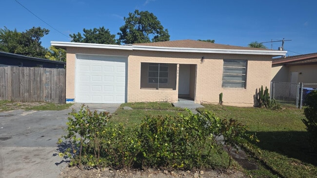 property at 5241 Mayo St