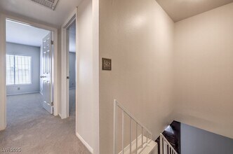 3683 Villa Knolls E Dr in Las Vegas, NV - Building Photo - Building Photo