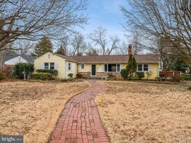 3503 Maple Ct in Baileys Crossroads, VA - Building Photo