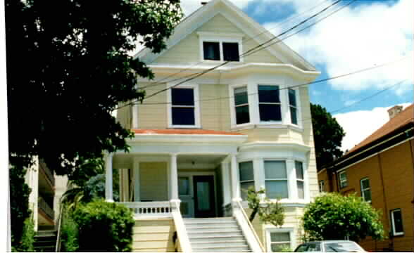 2543 Ellsworth St in Berkeley, CA - Building Photo - Building Photo