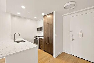 55 W 25th St in New York, NY - Building Photo - Building Photo