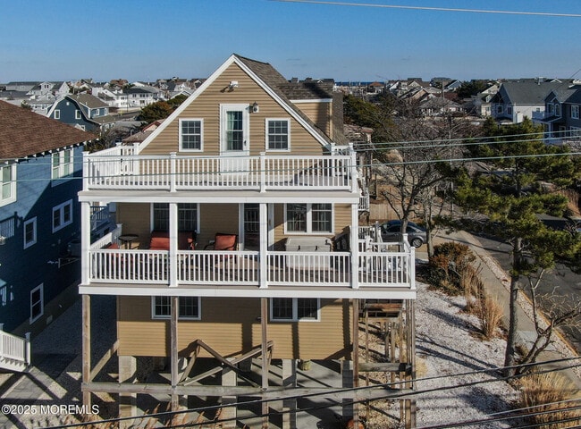 300 N Bayview Ave in Seaside Park, NJ - Building Photo - Building Photo