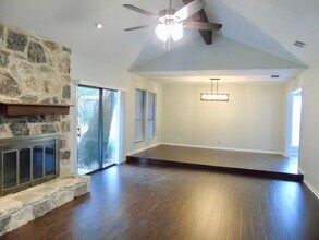 8002 Spandera Cove in Austin, TX - Building Photo - Building Photo