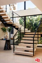2459 Glyndon Ave in Los Angeles, CA - Building Photo - Building Photo