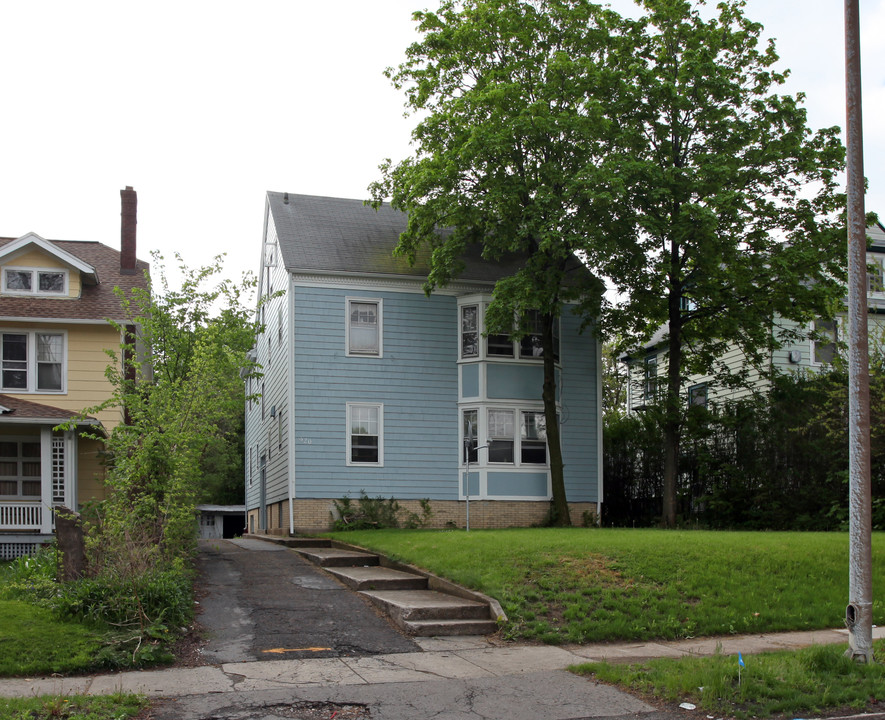 920 Culver Rd in Rochester, NY - Building Photo