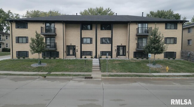 property at 1650 W 42nd St