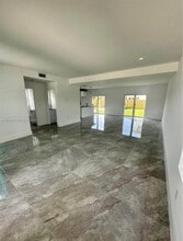 17984 SW 105th Ave in Miami, FL - Building Photo - Building Photo