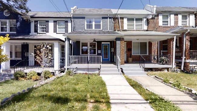 12 Hawaii Ave NE in Washington, DC - Building Photo - Building Photo