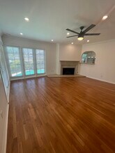 11688 Bellagio Rd in Los Angeles, CA - Building Photo - Building Photo