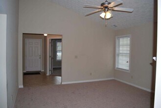 2293 Market Garden Ln in Lexington, KY - Building Photo - Building Photo