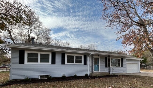property at 2703 W Walker Ave