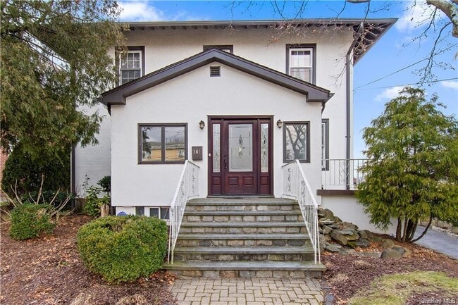 145 Buckingham Rd in Yonkers, NY - Building Photo - Building Photo