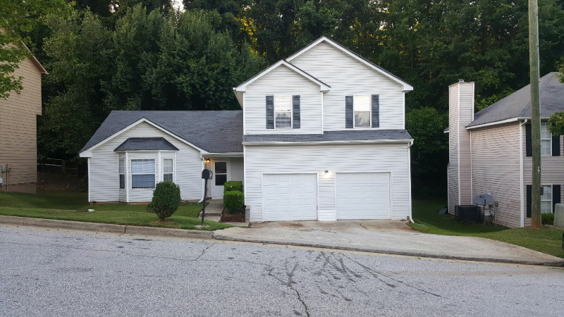 5452 Perching Pl in Lithonia, GA - Building Photo