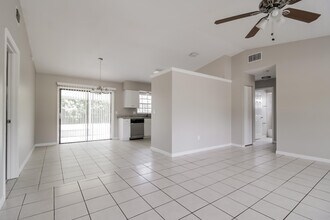 431 Tropicaire Ave SW in Palm Bay, FL - Building Photo - Building Photo