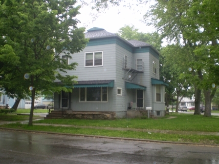 432 Lincoln Ave in Aurora, IL - Building Photo