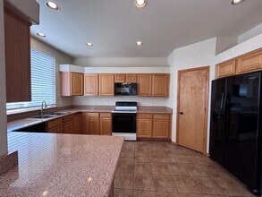 7019 Hillock Dr in Colorado Springs, CO - Building Photo - Building Photo