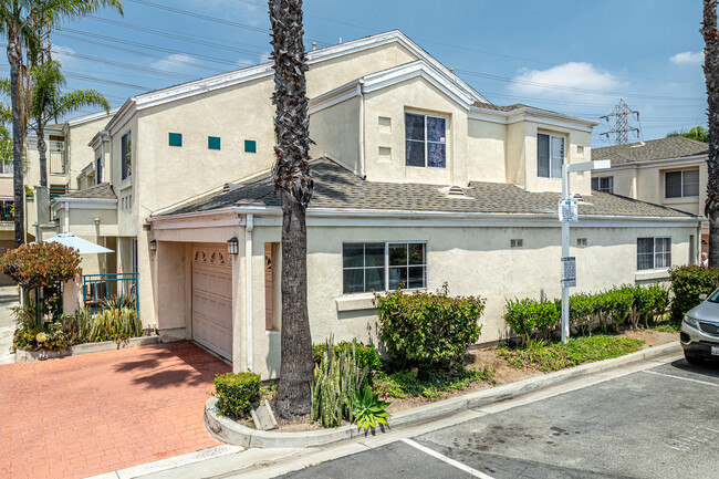 6350-6390 Gage Ave in Bell Gardens, CA - Building Photo - Building Photo