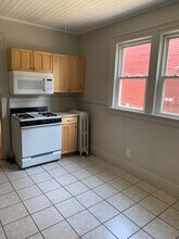 34 Alexander St, Unit 2 in Rochester, NY - Building Photo - Building Photo