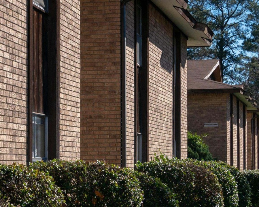 Shangri-La Apartments in West Monroe, LA - Building Photo