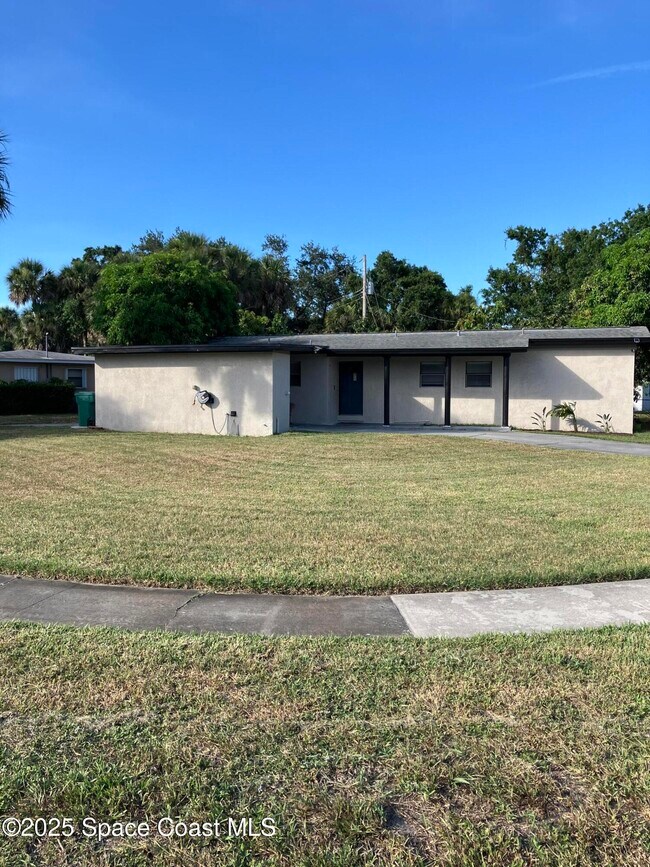 property at 724 Ixora Ave