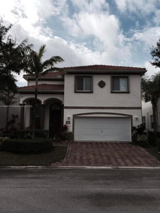 property at 1309 Alicante Ct