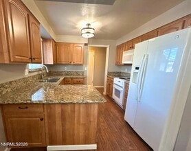 415 Sycamore St in Fernley, NV - Building Photo - Building Photo