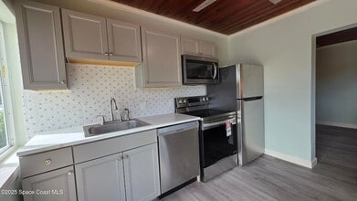 6411 Ridgewood Ave in Cocoa Beach, FL - Building Photo - Building Photo