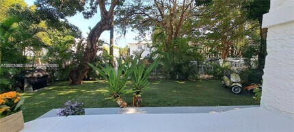 846 Michigan Ave in Miami Beach, FL - Building Photo - Building Photo