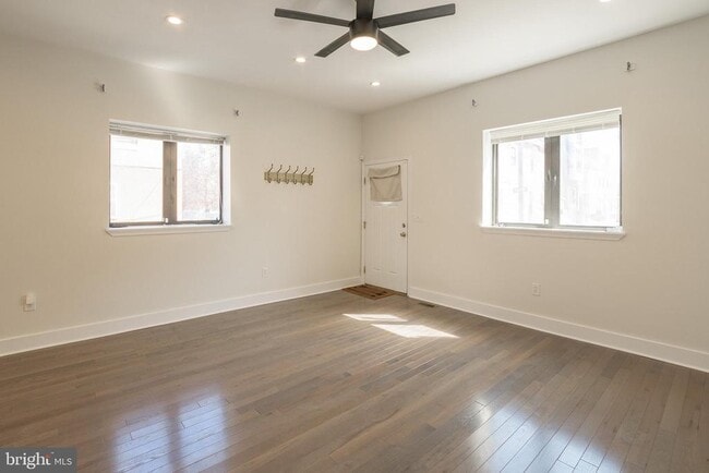 property at 1214 S 21st St