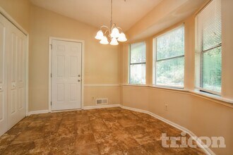 4063 Tanglewood Rd in Snellville, GA - Building Photo - Building Photo