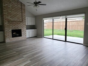 9122 Chesney Downs Dr in Houston, TX - Building Photo - Building Photo