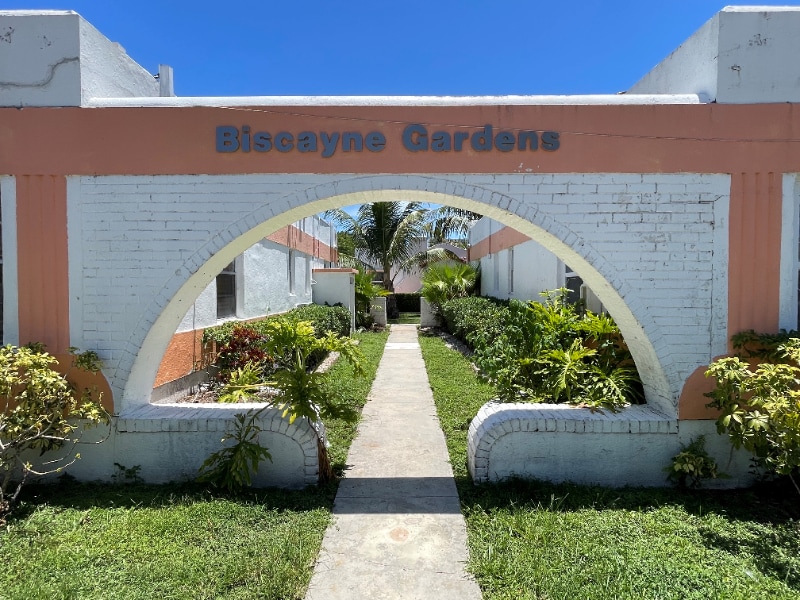 11050 Biscayne Blvd, Unit Unit 6 in Miami, FL - Building Photo