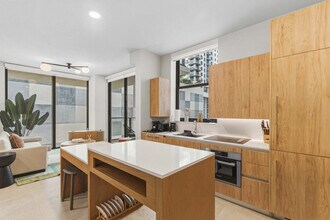 11 NE 6th St, Unit SI FL6-ID1471176P in Miami, FL - Building Photo - Building Photo