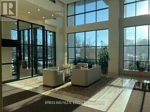 100-1100 John St in Brampton, ON - Building Photo - Building Photo