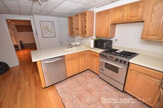 39 Chestnut St, Unit A in Boston, MA - Foto de edificio - Building Photo