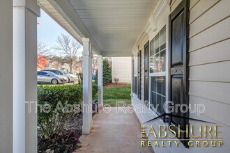 5223 Malik Dr in Durham, NC - Building Photo - Building Photo