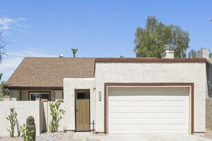 1900 N Jay St in Chandler, AZ - Building Photo