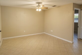 257 Poe Ave in North Fort Myers, FL - Building Photo - Building Photo