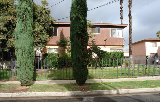 15249 Broadmoor St in North Hills, CA - Building Photo - Building Photo