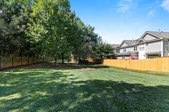 8122 Village Harbor Dr in Cornelius, NC - Building Photo - Building Photo